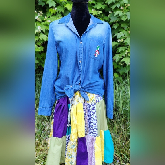 🍄🍄🍄 BONGO custom hand painted upcycled mushroom button down jacket - Picture 5 of 16